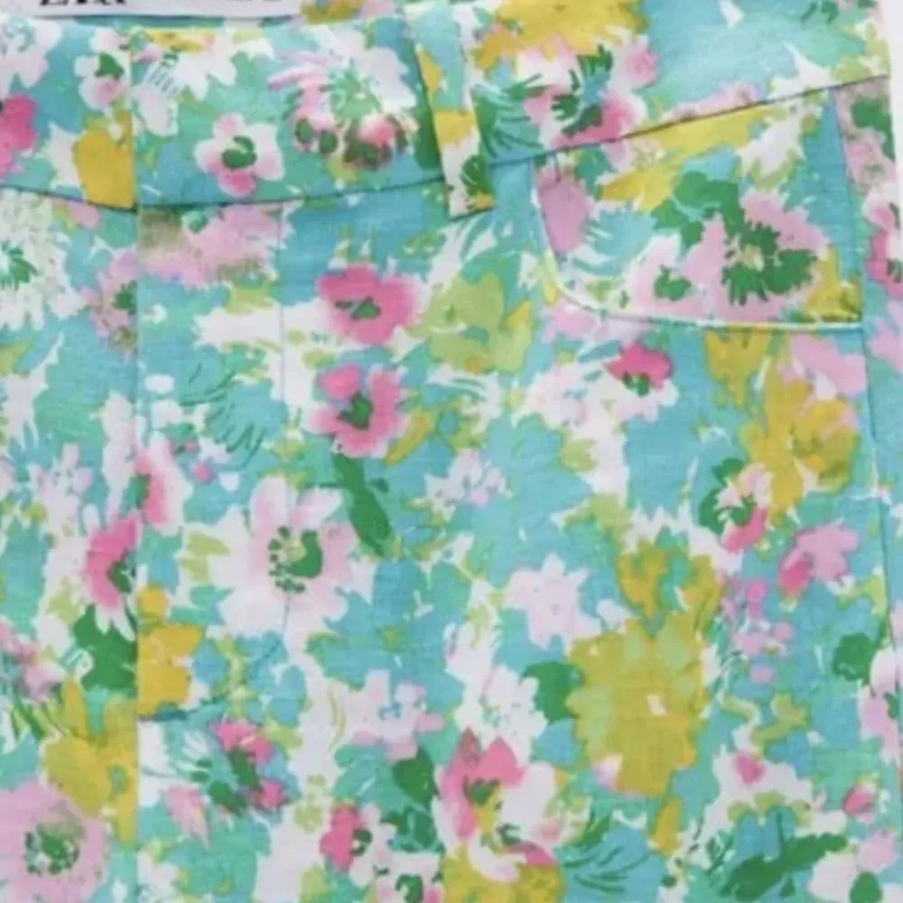 Zara Colorful Floral Retro Inspired Linen Blend High Rise Cropped Ankle Pants
